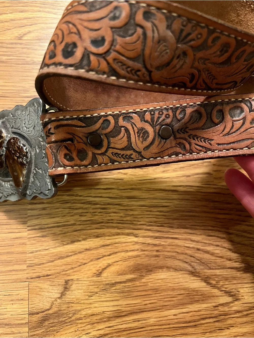 Vintage Unisex Brown Tooled Leather Western Belt with Decorative Buckle